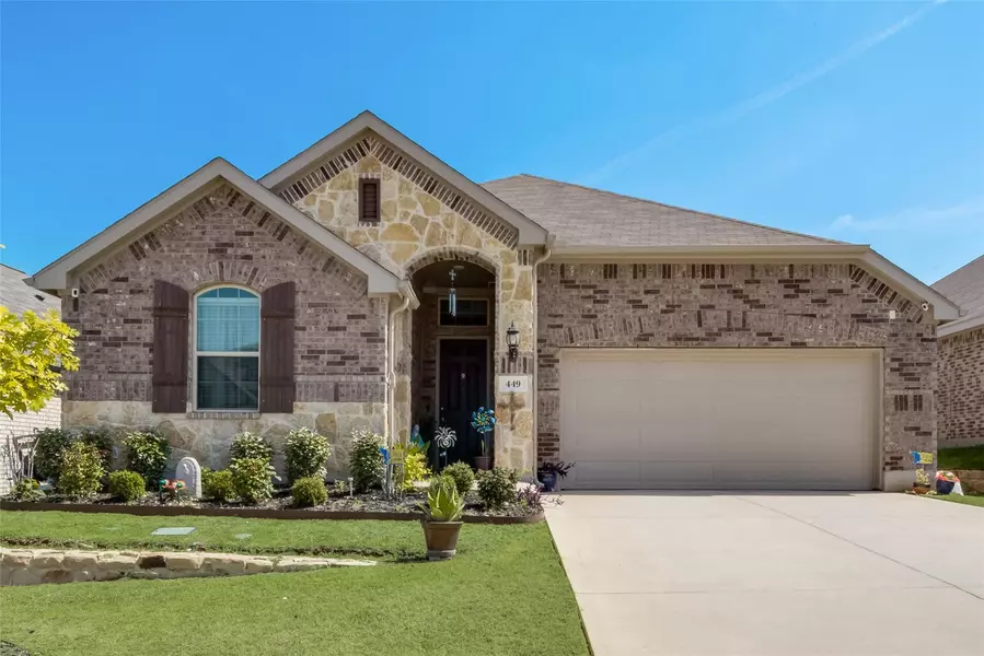 449 Pheasant Hill Lane, Fort Worth, TX 76028