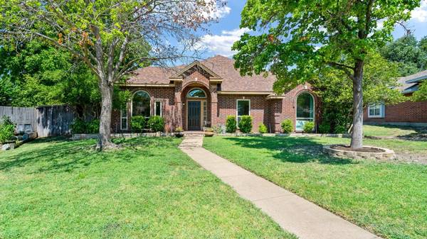 8031 Flagstone Street, Frisco, TX 75034