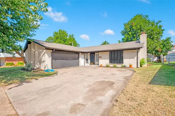 717 Brightside Drive, Midwest City, OK 73110