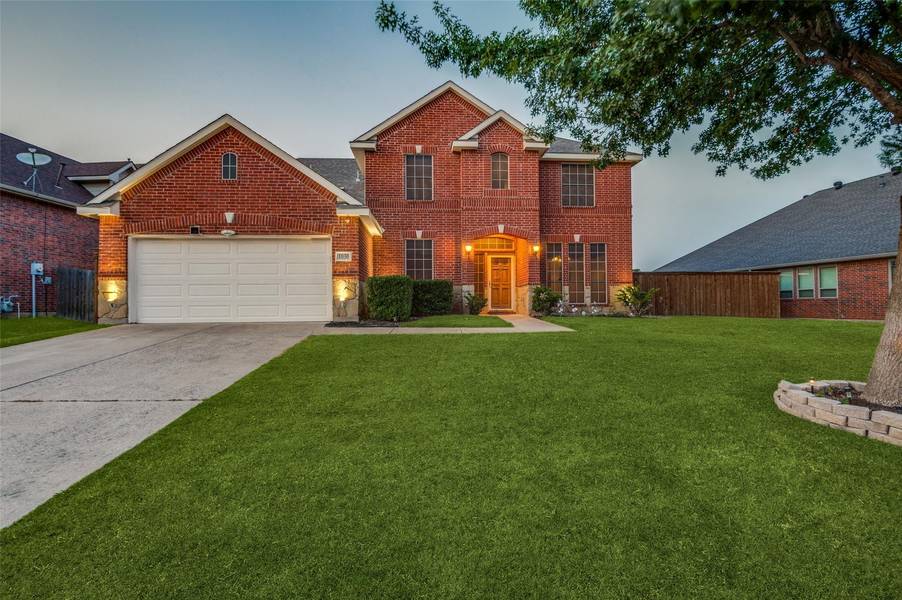 1030 Greenbriar Trail, Cedar Hill, TX 75104