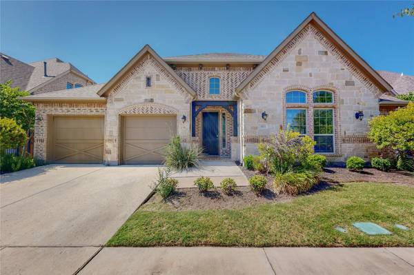 1011 Prairie Ridge Lane,  Arlington,  TX 76005