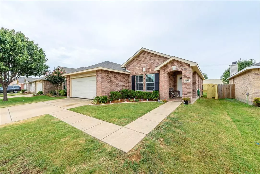 Denton, TX 76210,6713 Longleaf Lane