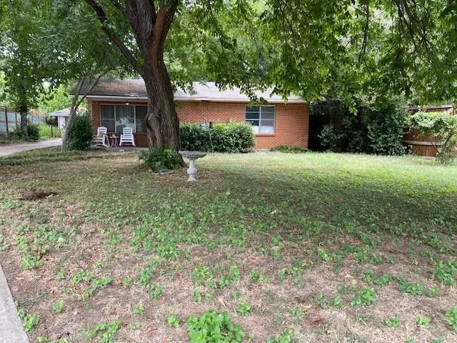 River Oaks, TX 76114,5508 Asbury Drive