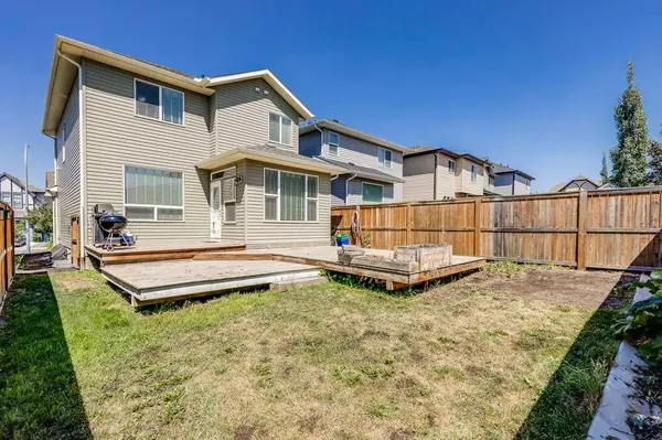 Airdrie, AB T4B 3R6,2009 Hillcrest GN SW