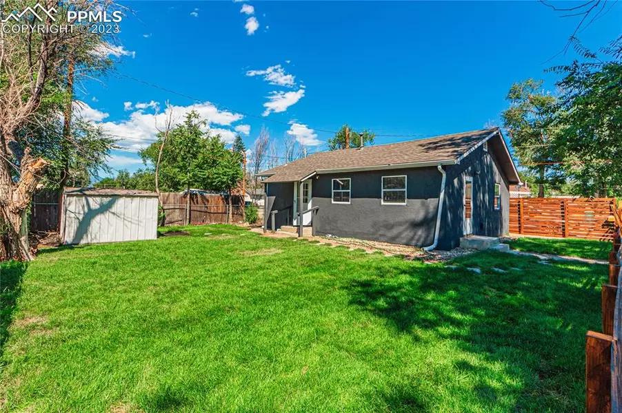 208 N Vine ST, Fountain, CO 80817