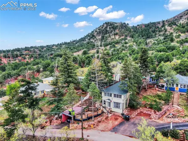 Manitou Springs, CO 80829,7 Delaware RD