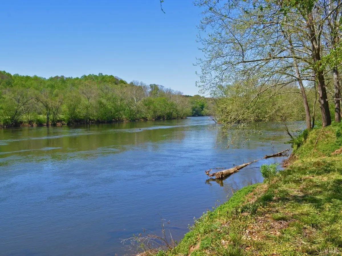 Wingina, VA 24599,11245 Norwood RD