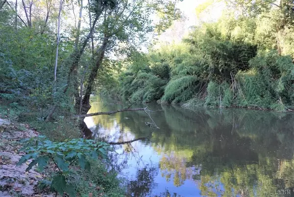 0 Atlantic Timber LN, Chatham, VA 24531