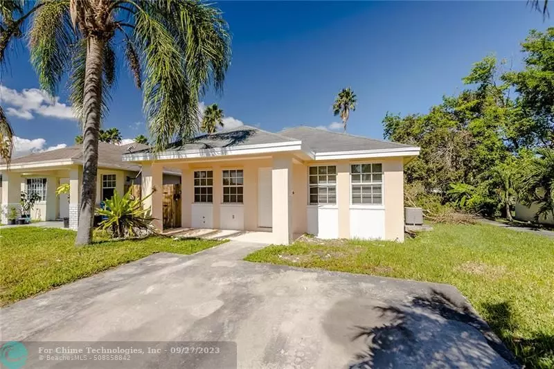 Homestead, FL 33034,858 SW 9th St