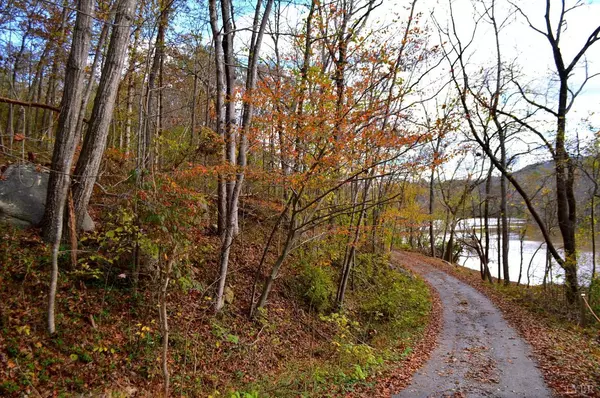 0 McVey RD, Vinton, VA 24179