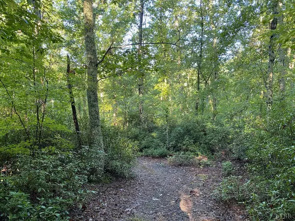 0 Sonshine LN, Shipman, VA 22971