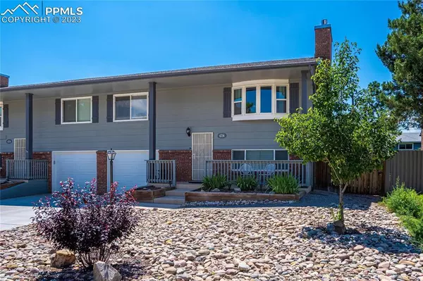 6716 Hampton DR, Colorado Springs, CO 80918