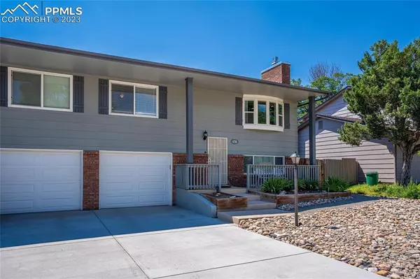 Colorado Springs, CO 80918,6716 Hampton DR