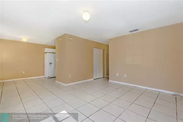 Homestead, FL 33034,858 SW 9th St