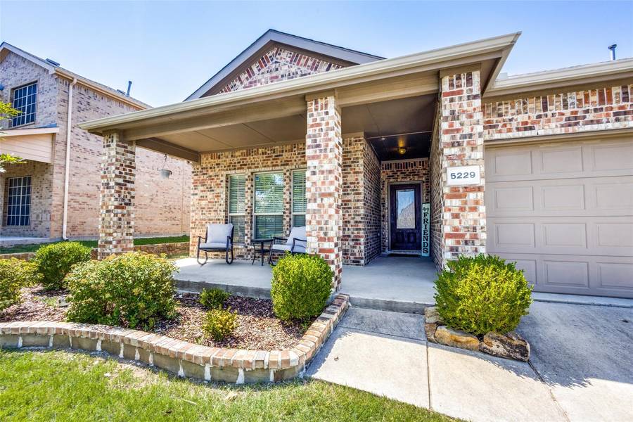 5229 Bear Valley Drive, Mckinney, TX 75071