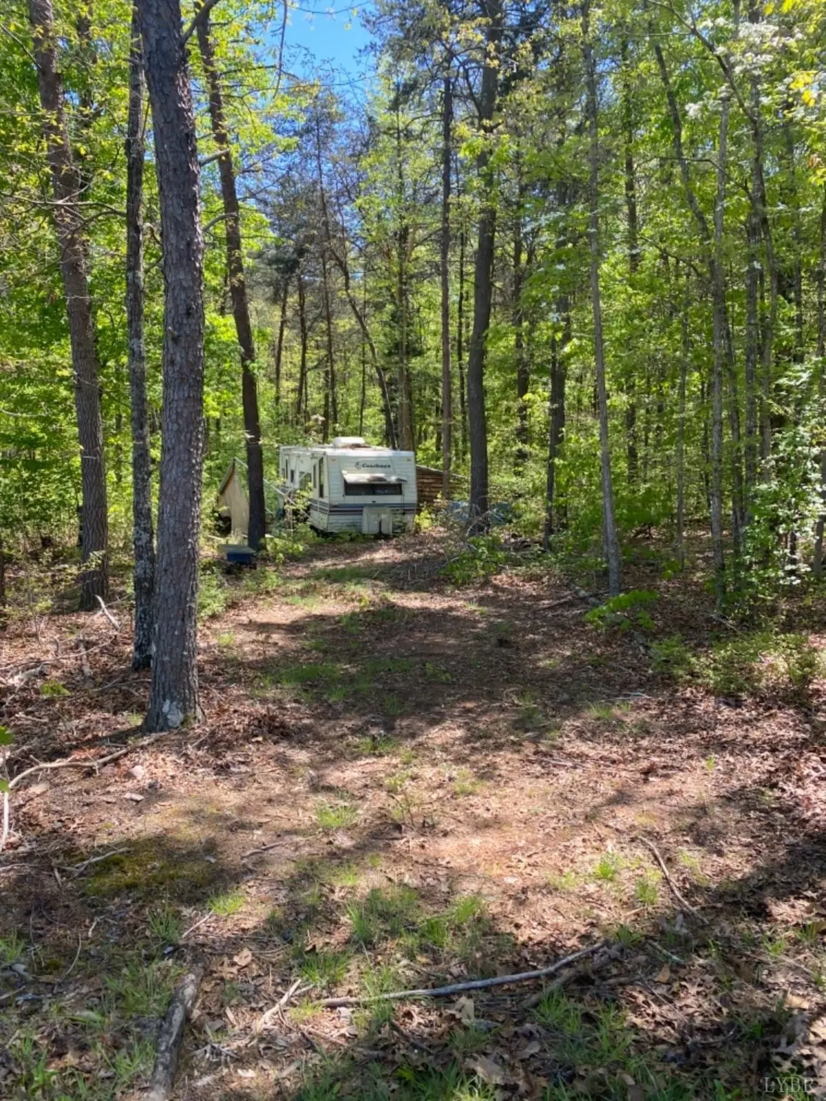 Gladys, VA 24554,102 Whitlow RD