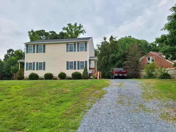 Madison Heights, VA 24572,143 Autumn View LN #145