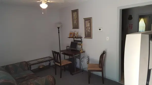 21 Valleywood DR, Forest, VA 24551