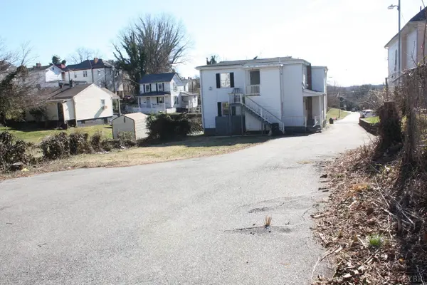 Lynchburg, VA 24504,401 Botetourt ST