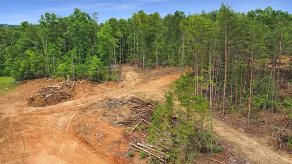 Martinsville, VA 24112,434 Jordan Creek