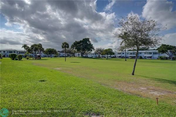 Pompano Beach, FL 33064,201 S Golf Blvd  #299