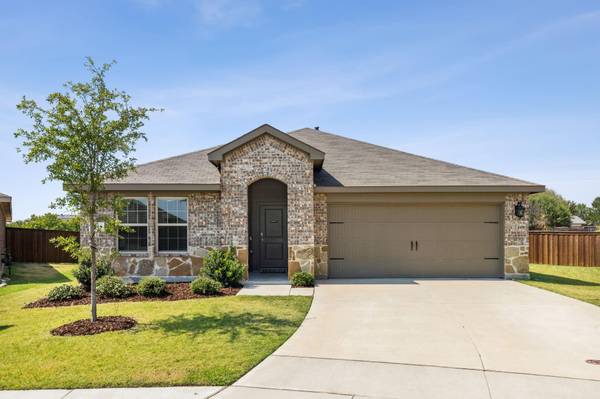 3118 Pembrooke Drive, Forney, TX 75126