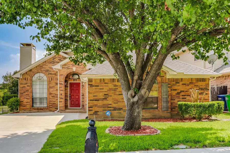 4601 Cherokee Path, Carrollton, TX 75010