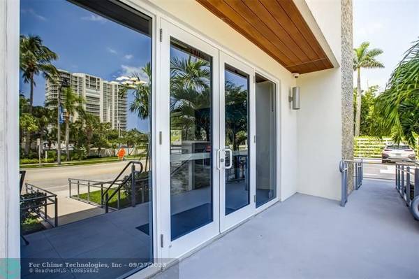 Hollywood, FL 33019,6100 N Ocean Dr  #2N