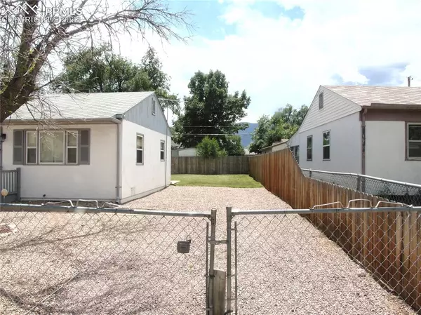 Colorado Springs, CO 80905,523 Warren AVE