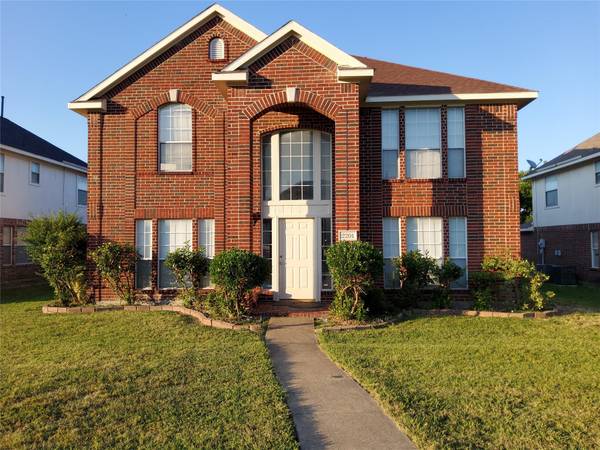 2201 Valley Falls Avenue, Mesquite, TX 75181