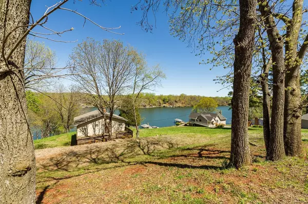 Goodview, VA 24095,6681 Horseshoe Bend RD