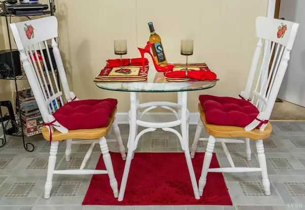 Goodview, VA 24095,6681 Horseshoe Bend RD