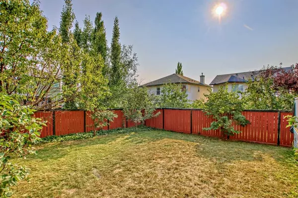 Calgary, AB T2Y 4B9,266 Millrise SQ SW