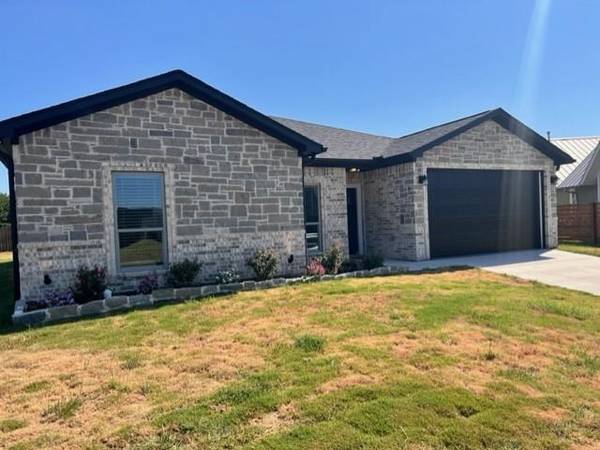 24020 Red Azalea, Lindale, TX 75771