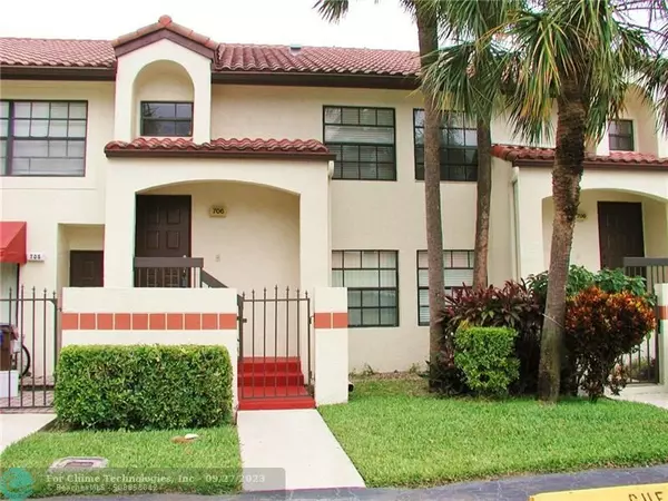 706 Freedom Ct  #706, Deerfield Beach, FL 33442