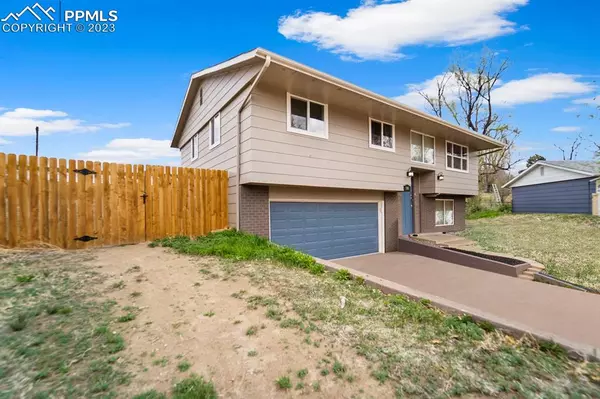 Colorado Springs, CO 80909,914 Maxwell LN