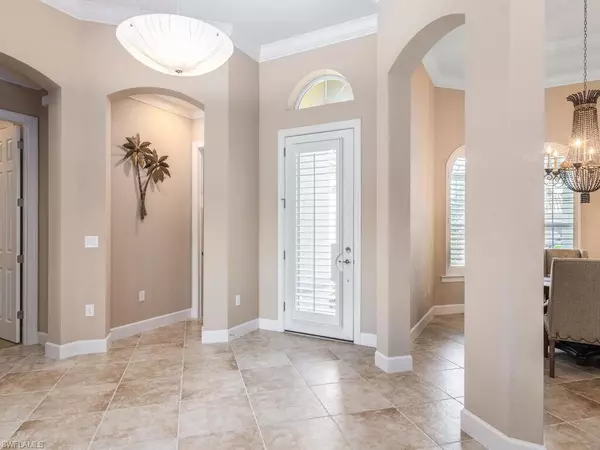 Naples, FL 34120,9392 Copper Rock CT