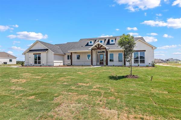 439 Red Bird Drive, Springtown, TX 76082