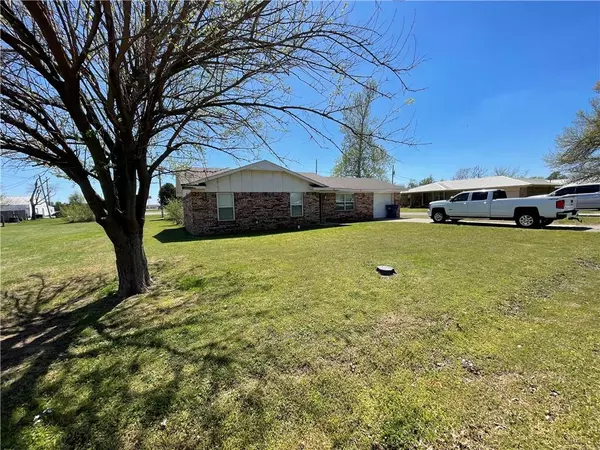 311 SW South Street, Minco, OK 73059