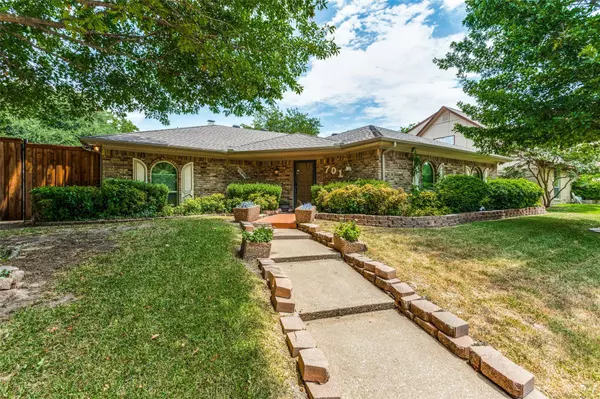 701 Maple Glen Drive, Garland, TX 75043