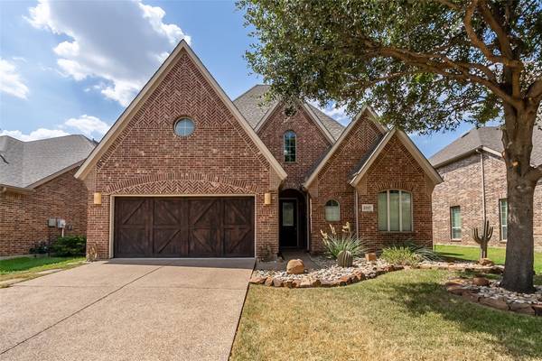 2517 Lincolnshire Lane, Lewisville, TX 75056