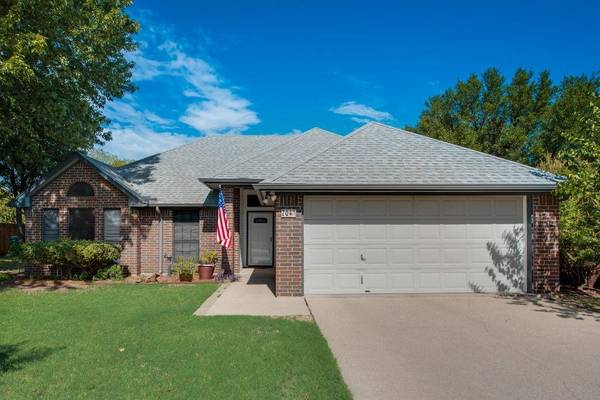 704 Allise Circle,  Denton,  TX 76209