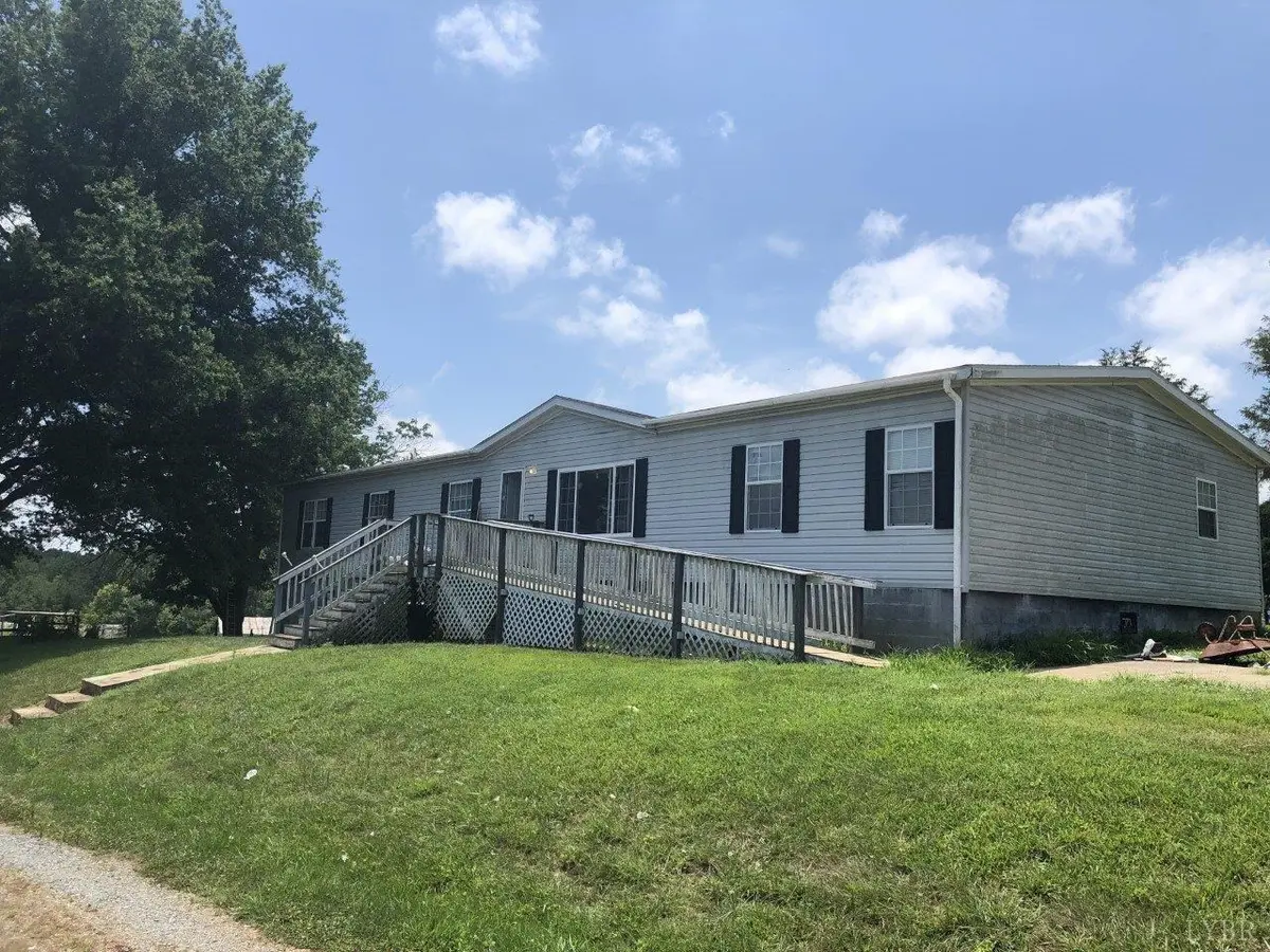 Gladys, VA 24554,690 Hughes RD