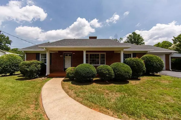 314 Mountainview DR, Madison Heights, VA 24572