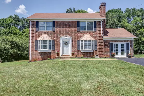 199 Arrowhead DR, Madison Heights, VA 24572