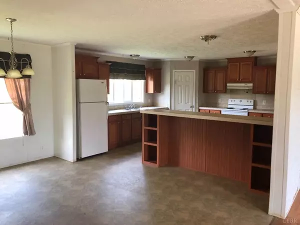 Gladys, VA 24554,690 Hughes RD