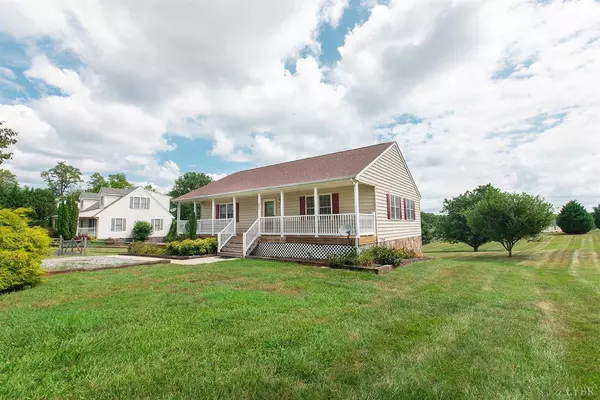 1831 Goode RD, Goode, VA 24556