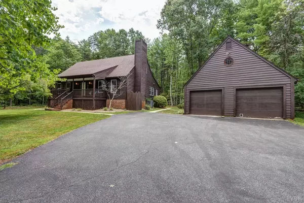 105 Otterview RD, Forest, VA 24551