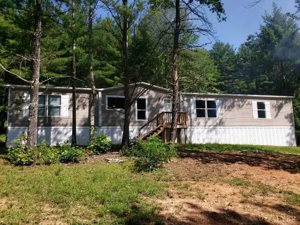 2346 Ridgeview Rd NW, Floyd, VA 24091