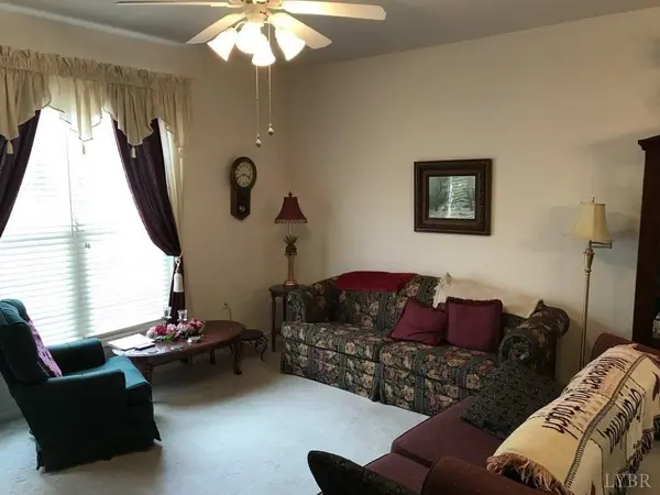 31 Crocetti LN, Lynchburg, VA 24501